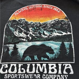 Vintage Columbia Sportswear Co Mountain Snow Lake Sunset Bear Graphic